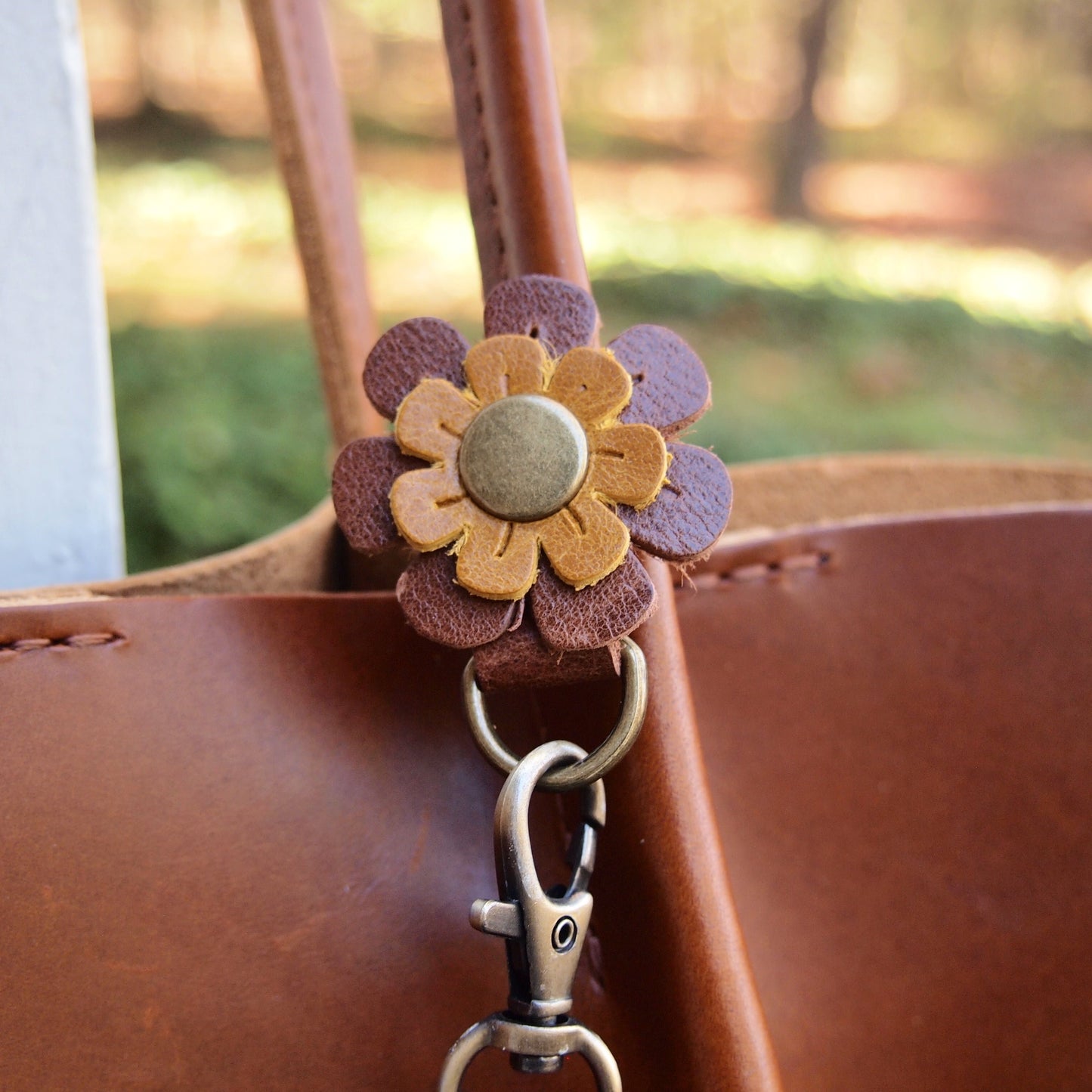 An Upgraded Design Dual Purpose Leather Snap Ring Flower Purse Charm Holder snap around your bag Loop attachment for charms and tassels bird butterfly heart Star Bee